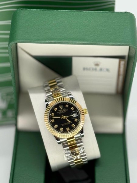 ساعة Rolex للصبايا